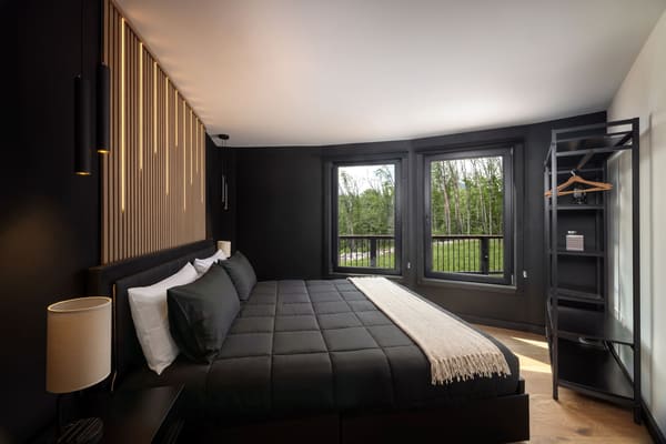 Bedroom 3 - King Bed