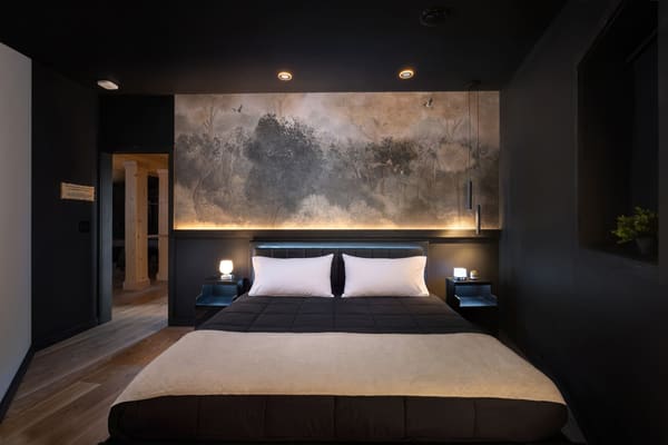 Bedroom 5 - King Bed